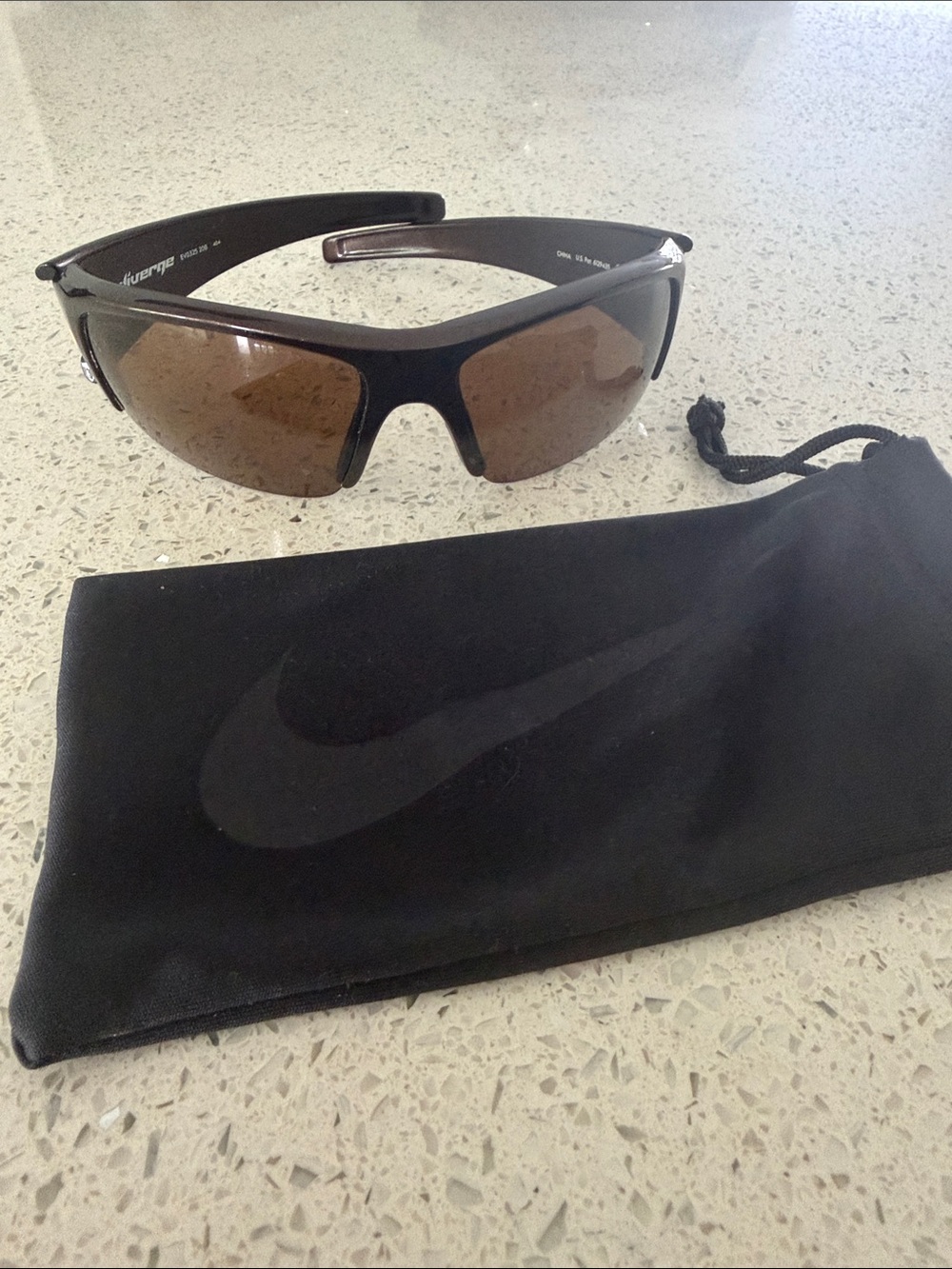 Nike Brown Lens Black Frame Sports Sunglasses - Diverqe